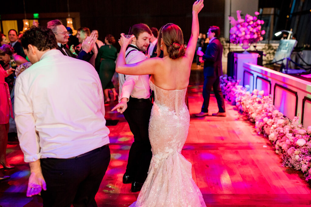 Bride and groom dancing on the dancefloor.