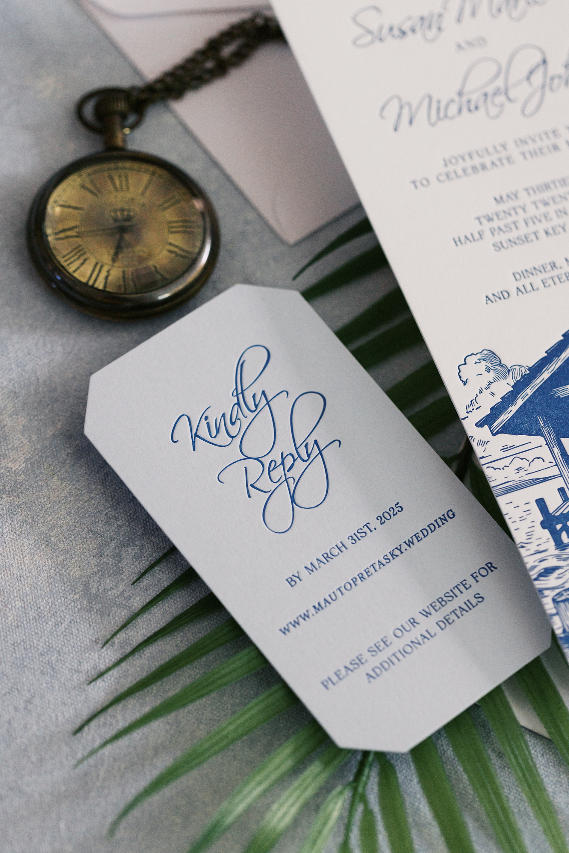 light blur rsvp card