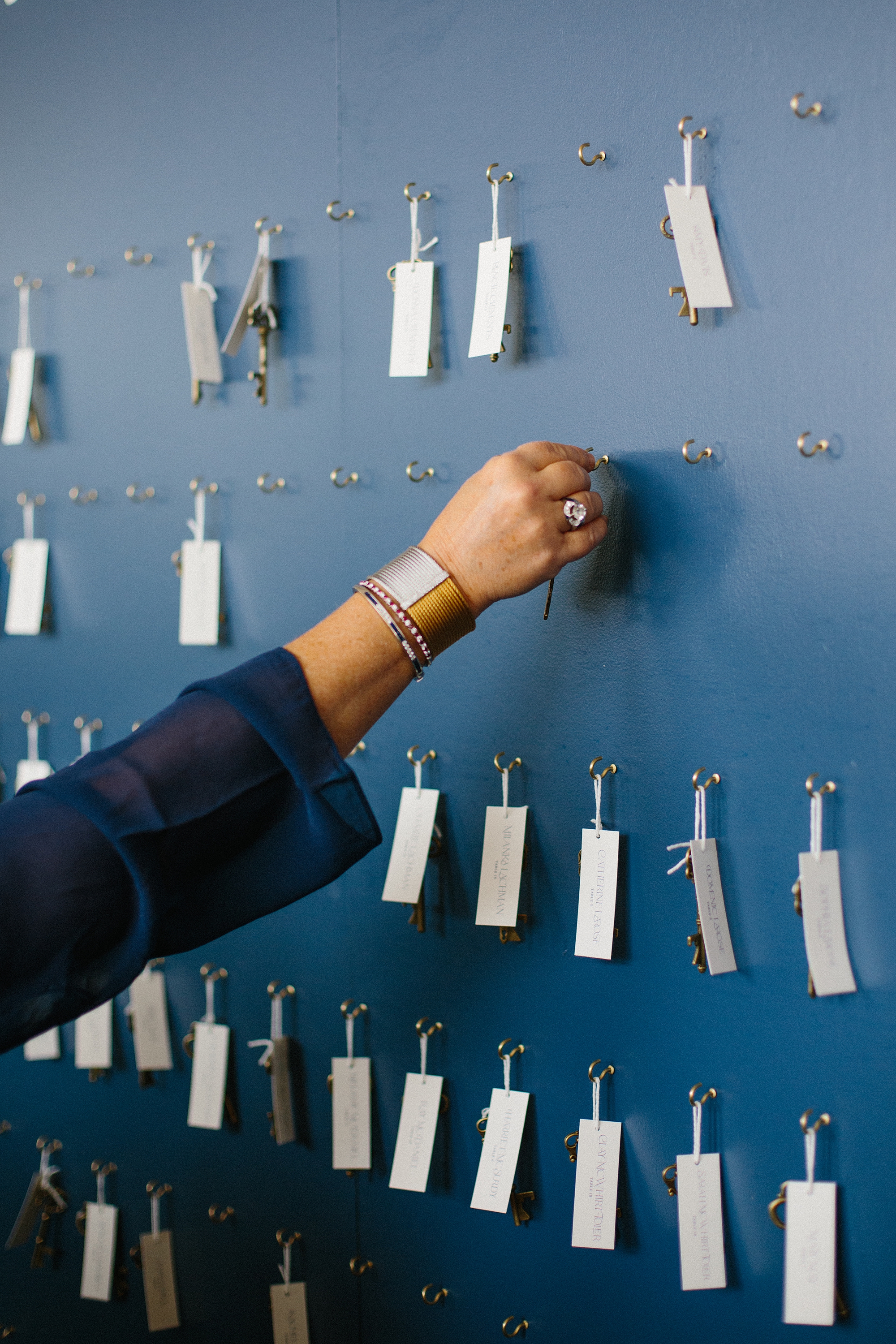  vintage wedding details at Union Station Hotel Wedding | Seating chart display with vintage hotel keys 