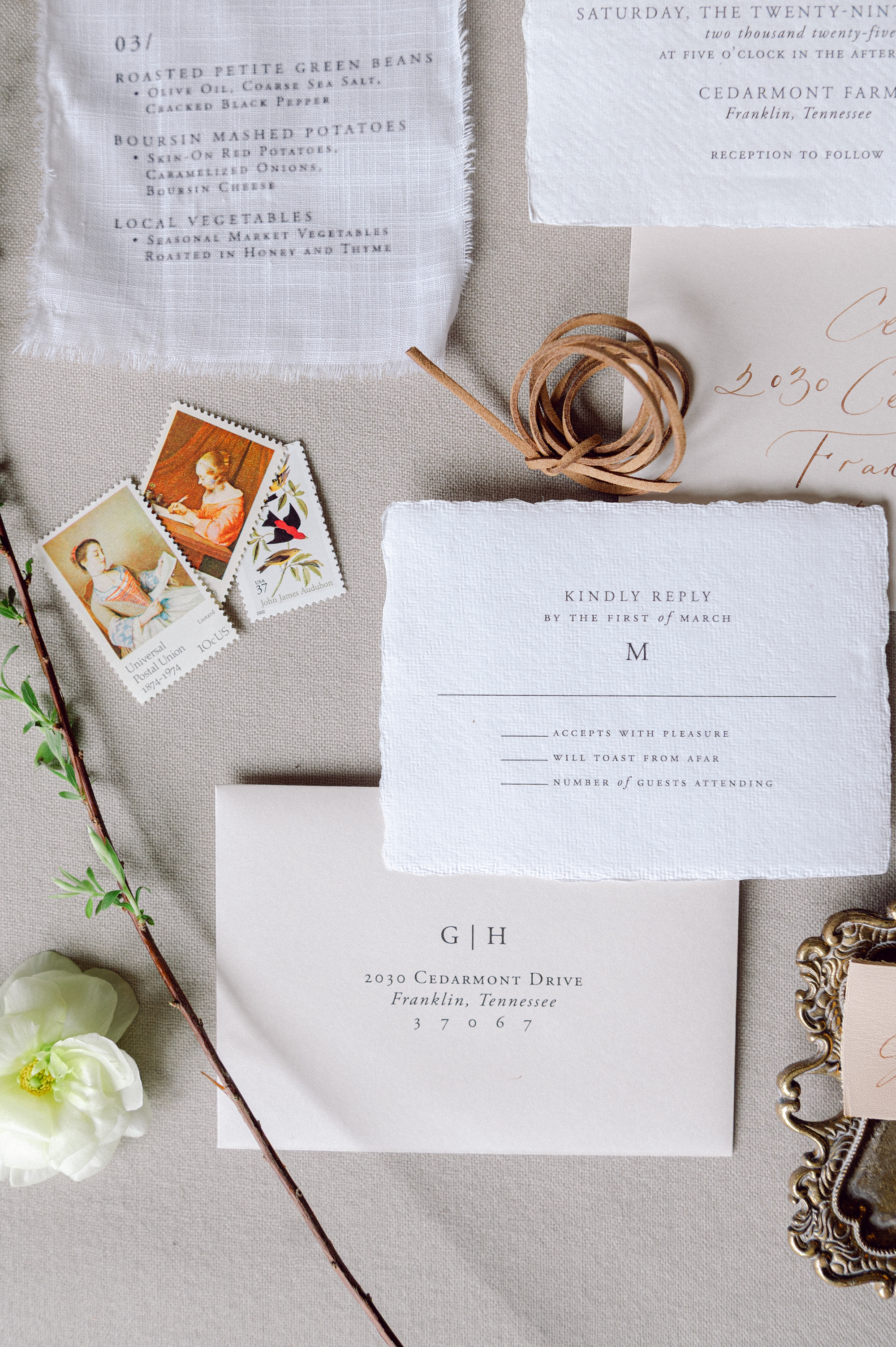 Elegant and classic wedding invitations 