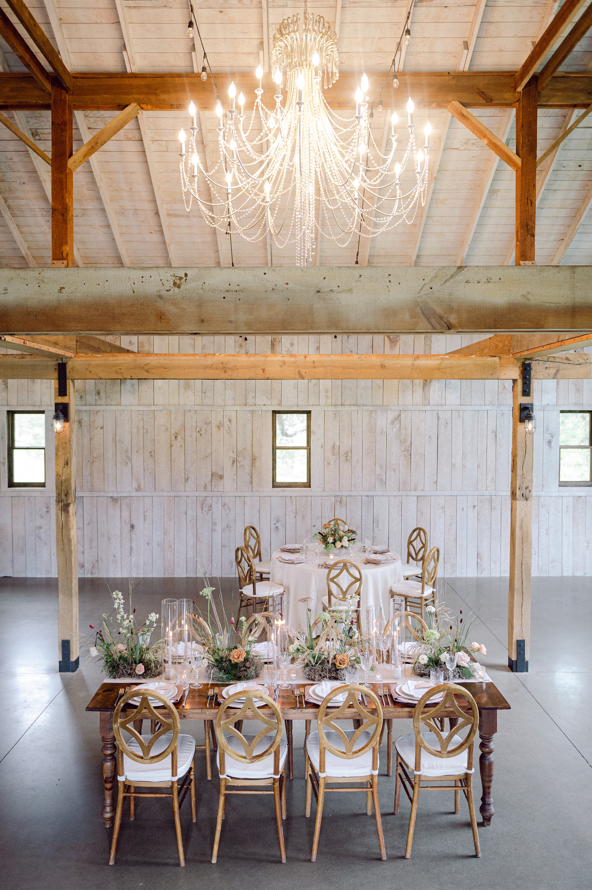 Cedarmont Farm Textured wedding in Nashville 