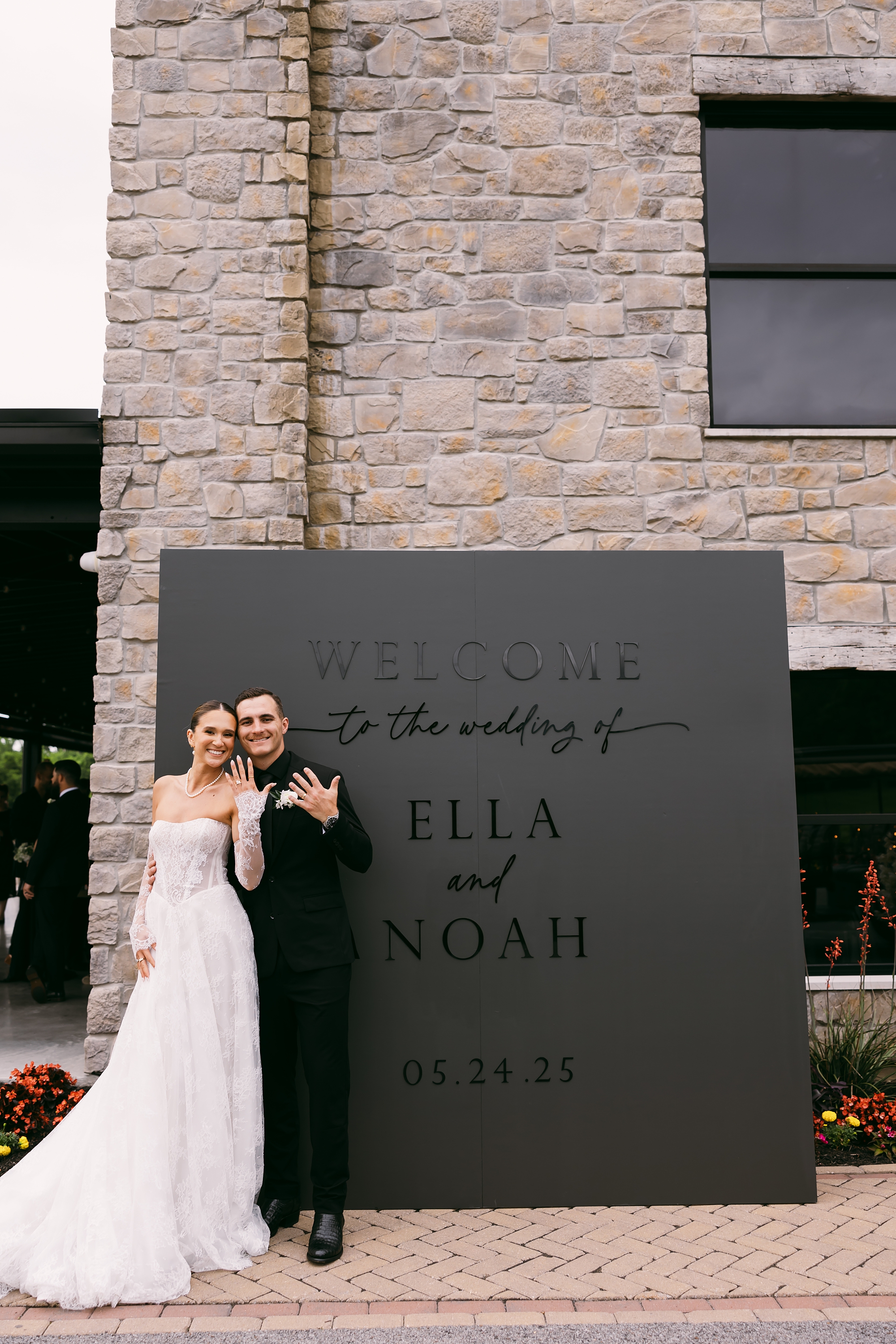 Diamond Creek Wedding | Modern Black-and-White Details With Elevated Southern Charm