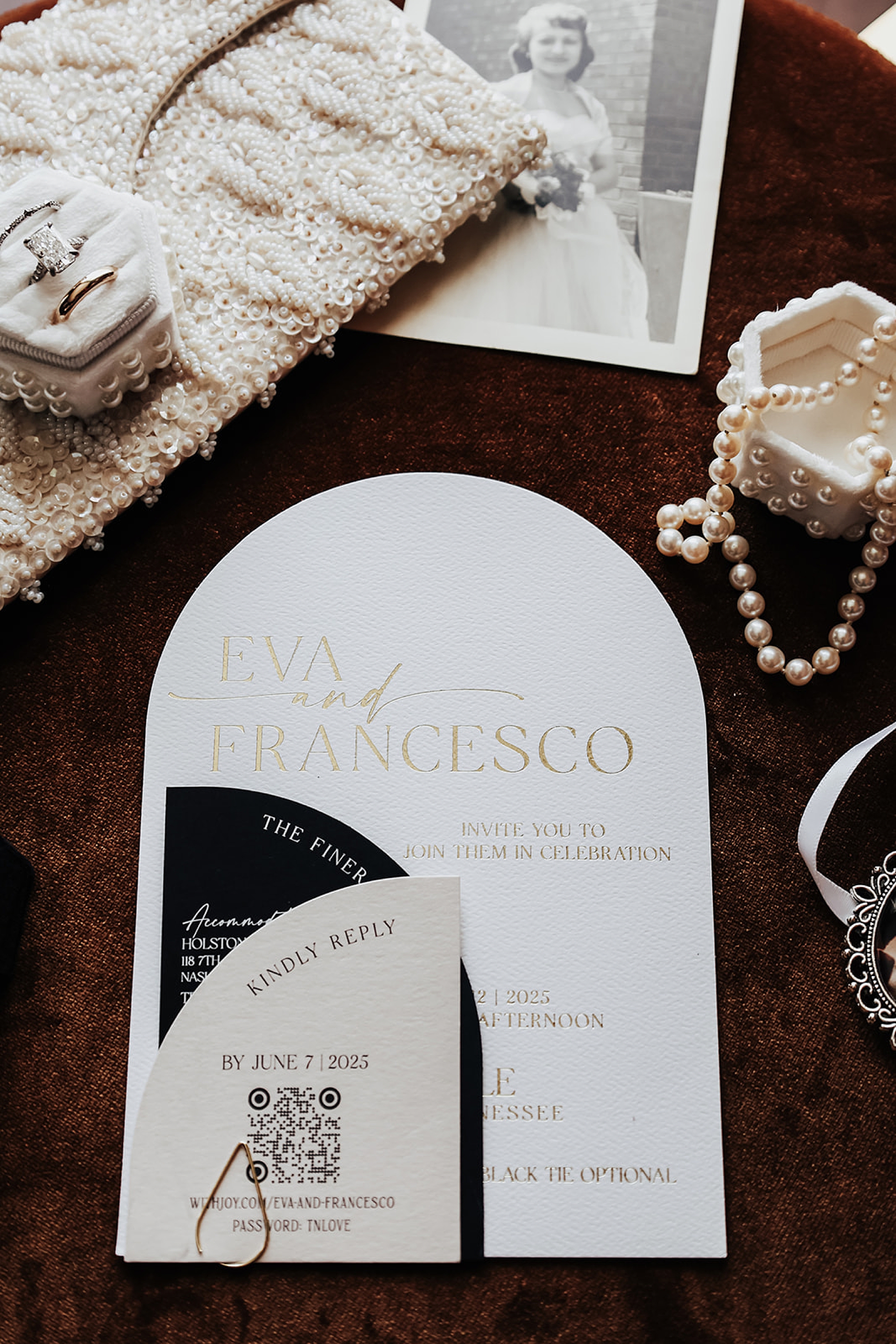 Classic, Elevated Invitations With a Modern Edge