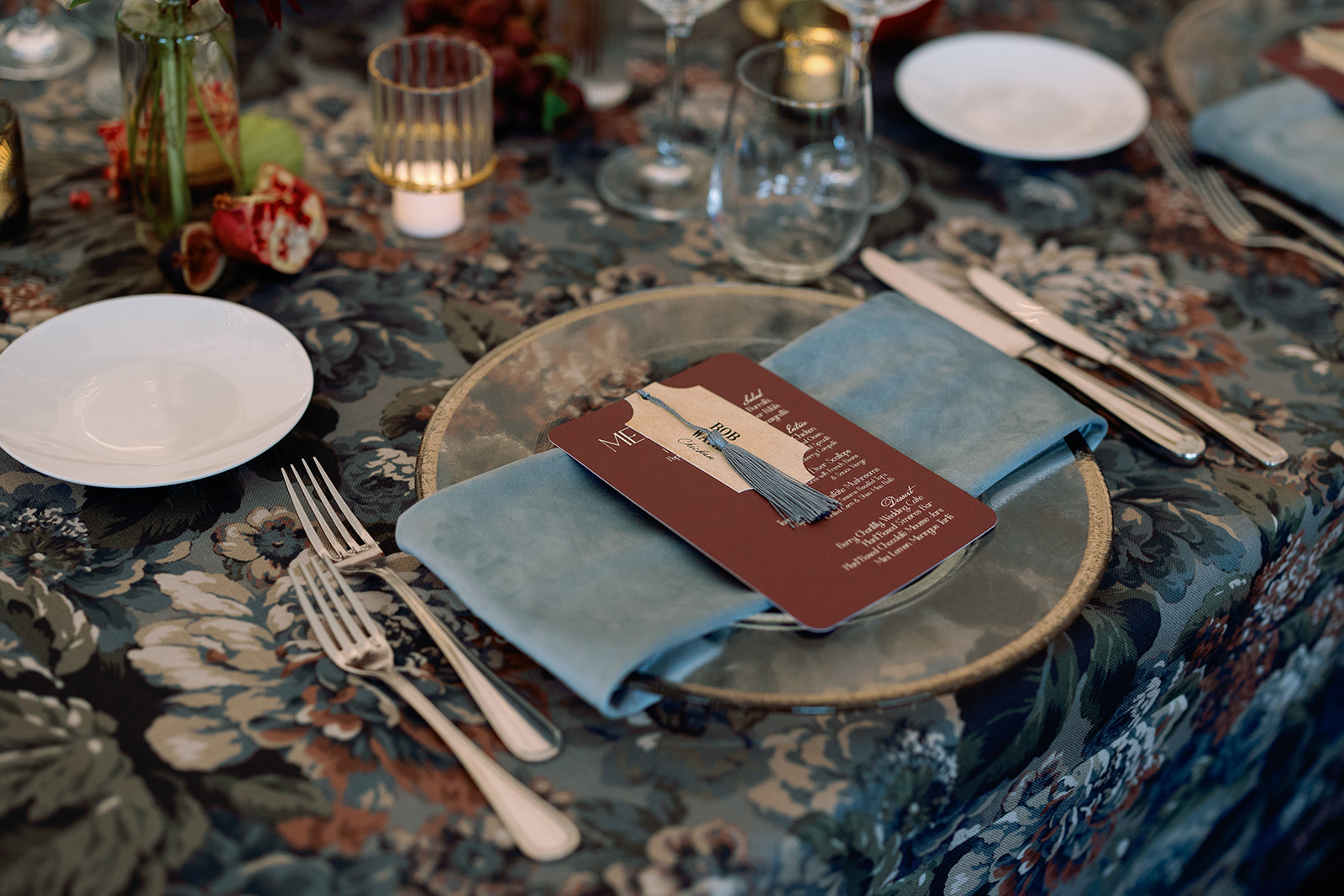 tablescape with menus and place cards created by White Ink Calligraphy, Nashville wedding design house 