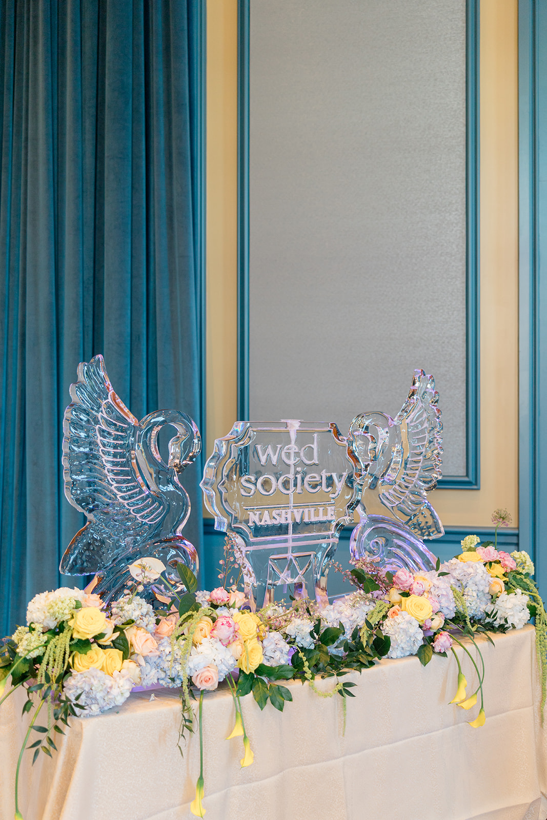 swan ice sculpture from Wed Society Nashville Book of Weddings Event