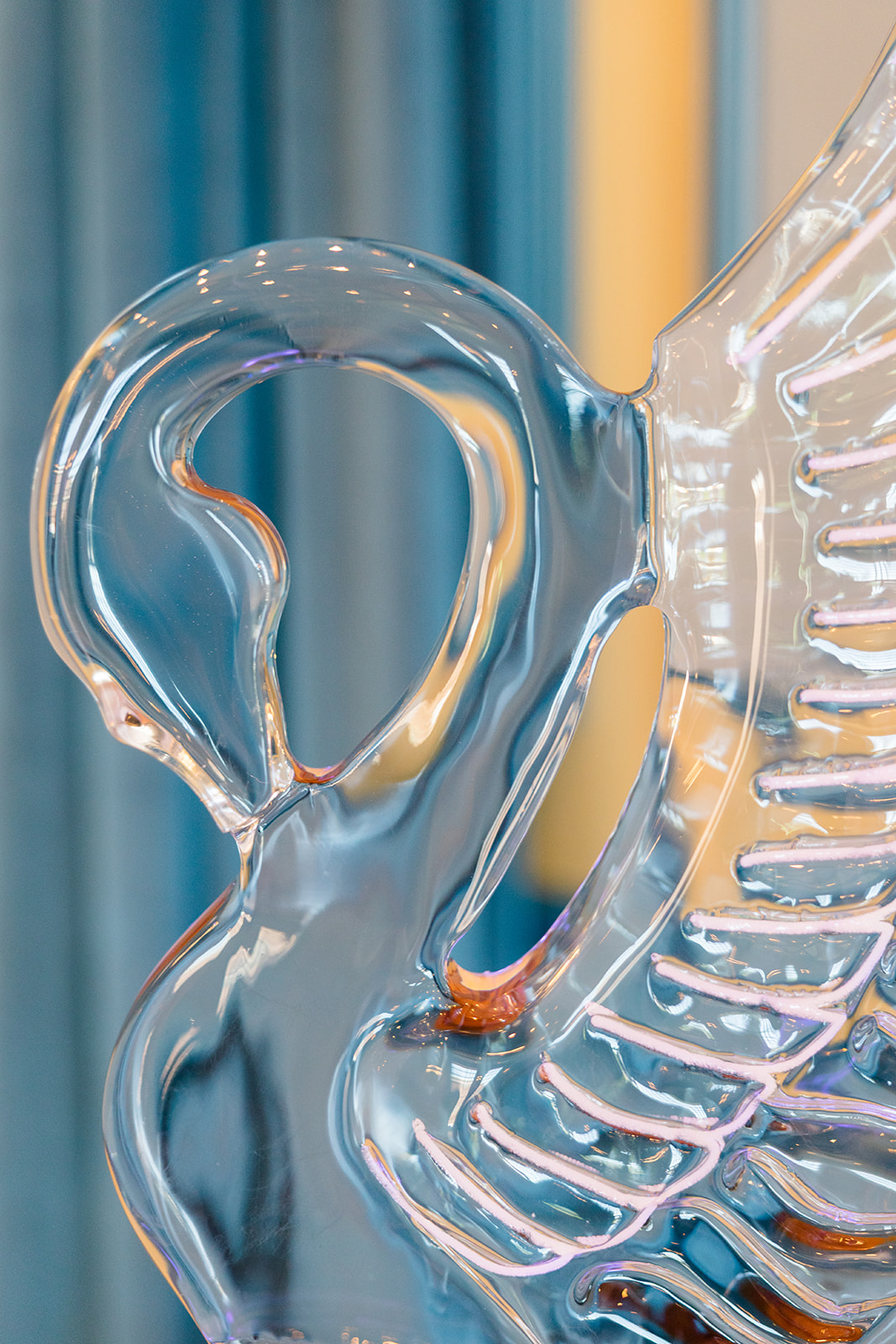swan ice sculpture